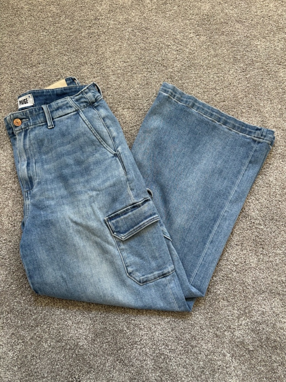 PAIGE Women’s Light wash Denim Jeans size 29